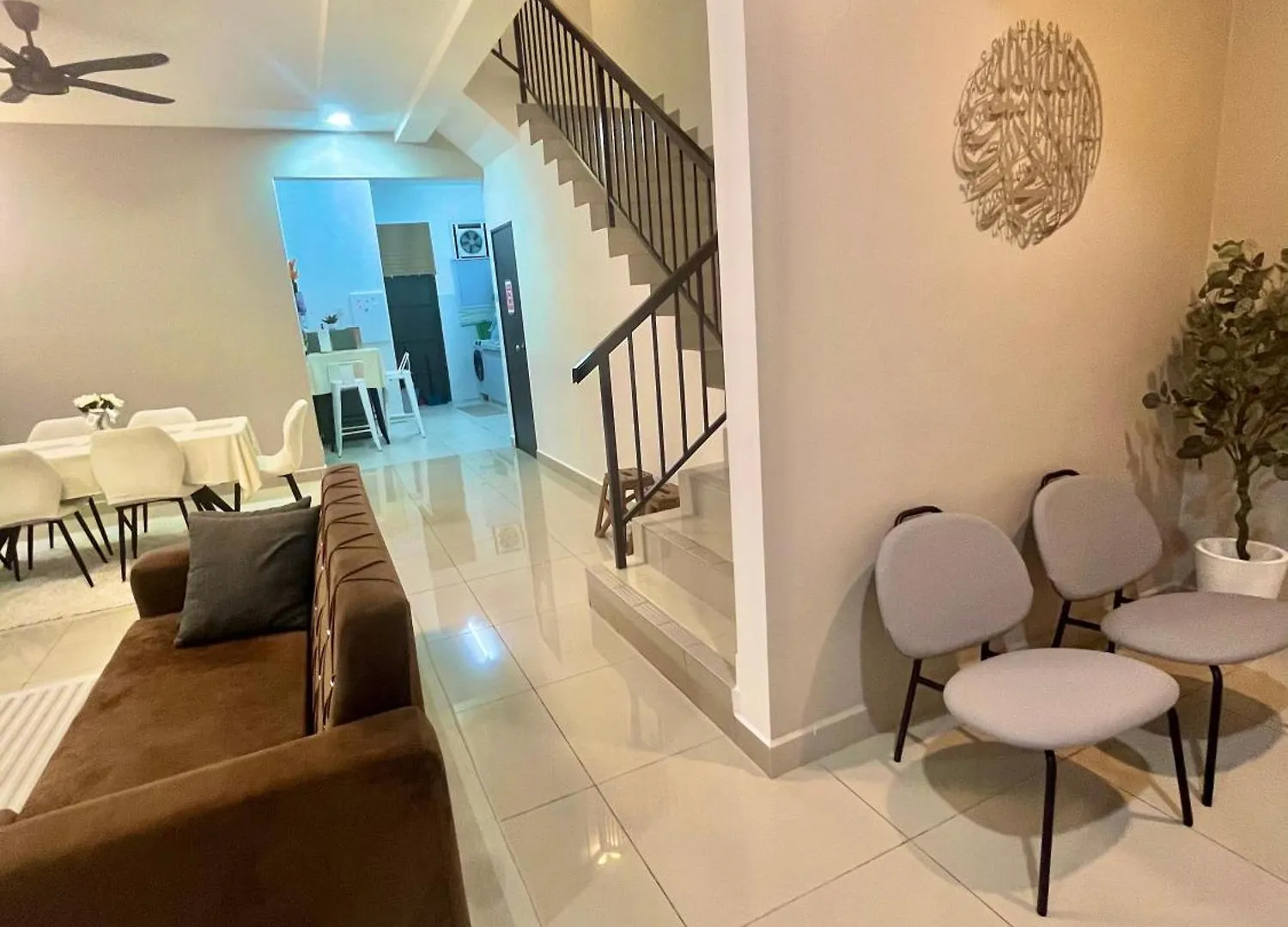 Khasif Amani Homestay Parit Buntar Сasa de vacaciones