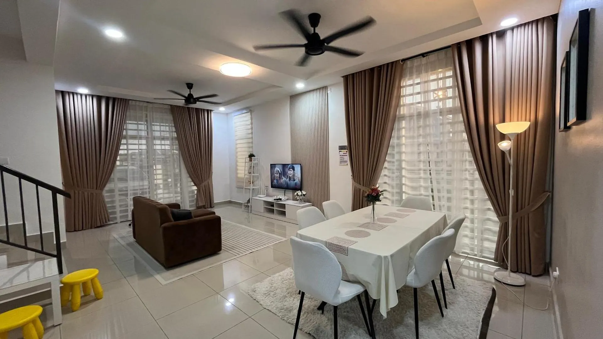 Сasa de vacaciones Khasif Amani Homestay Parit Buntar