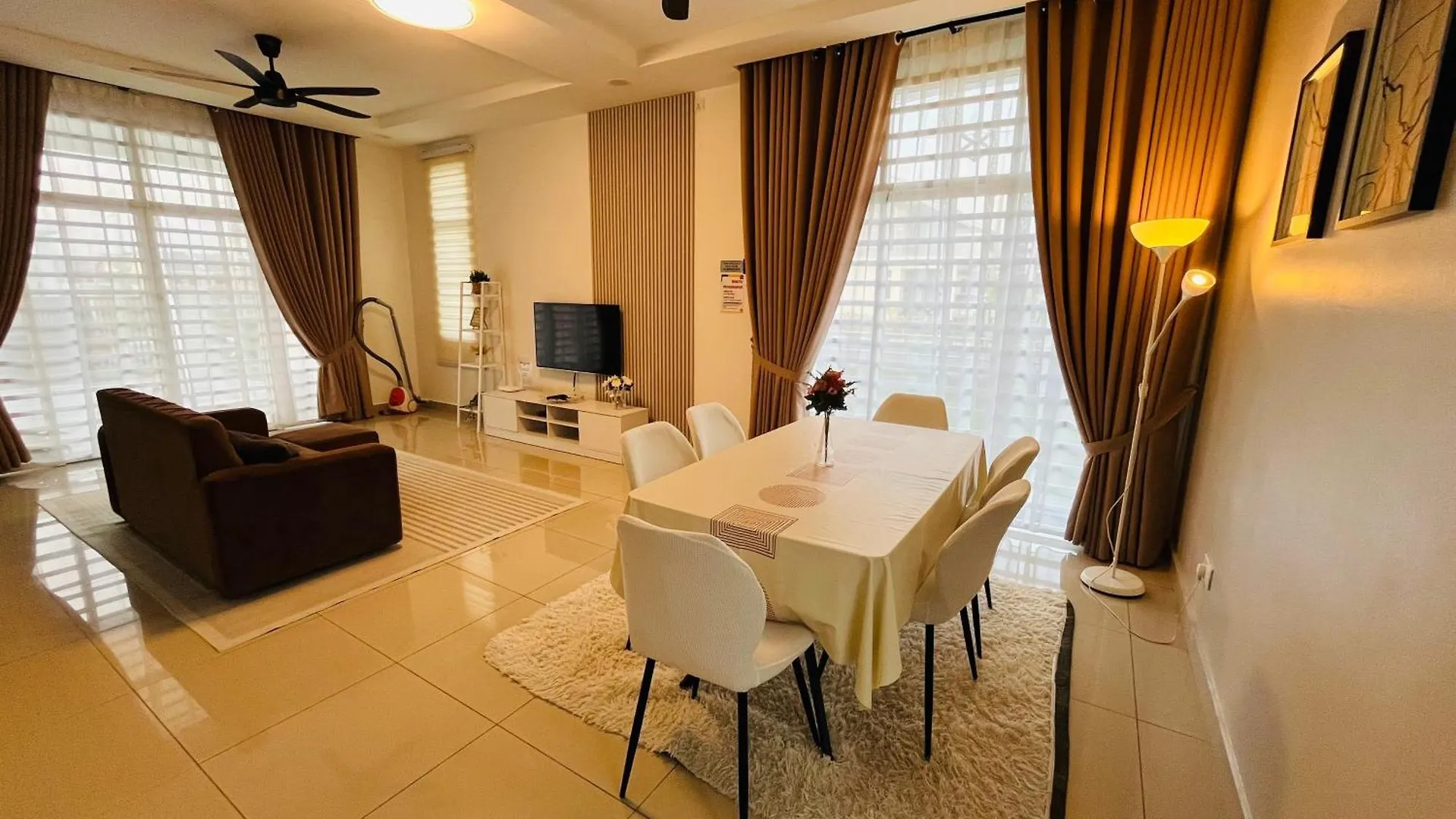 Khasif Amani Homestay Parit Buntar 0*,