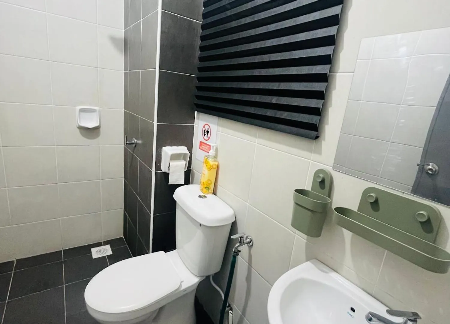 Khasif Amani Homestay Parit Buntar Malesia